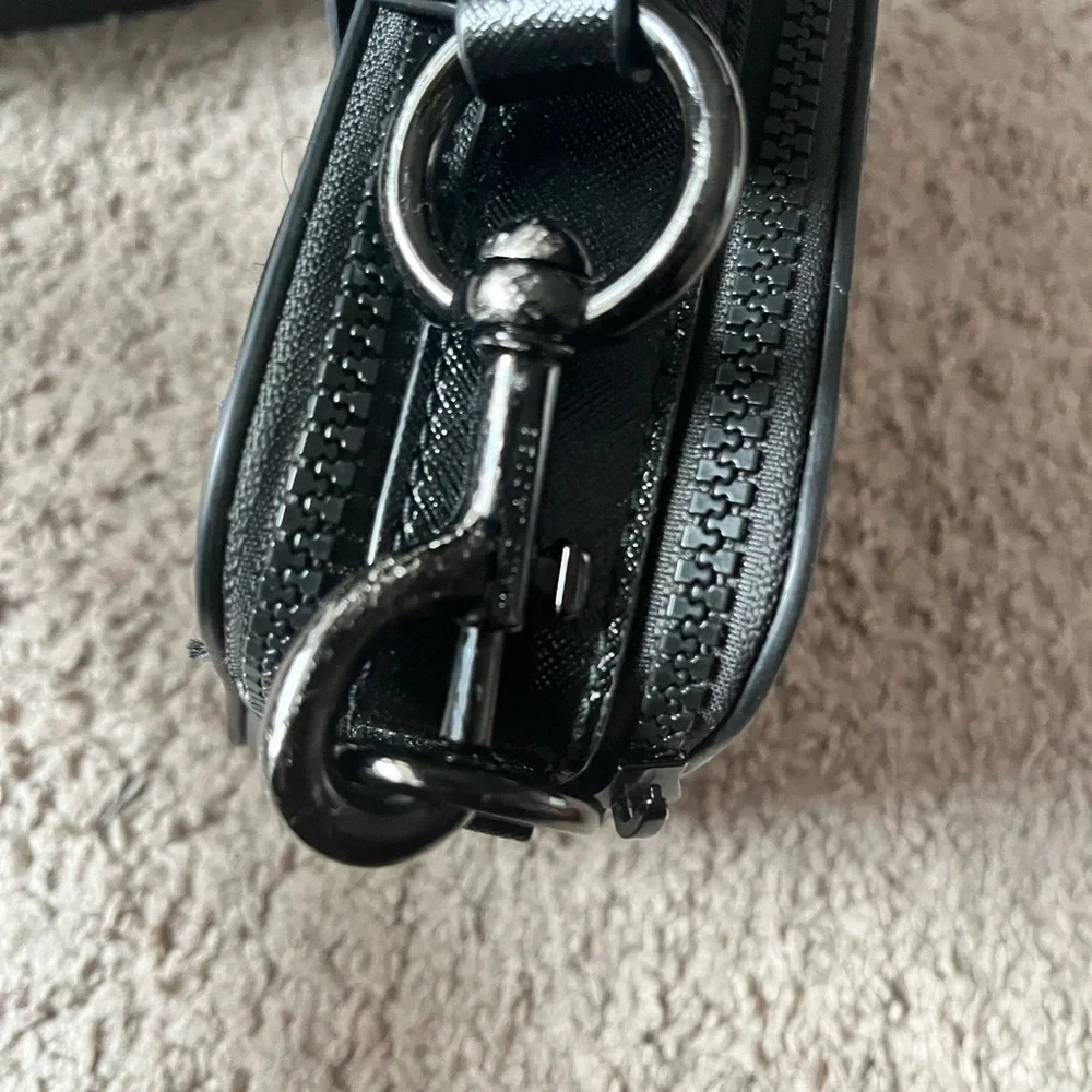 Marc Jacobs Black Crossbody - Picture 8 of 15